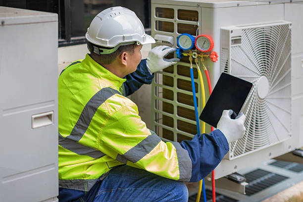 Professional Hvac technician working in Horton, MI